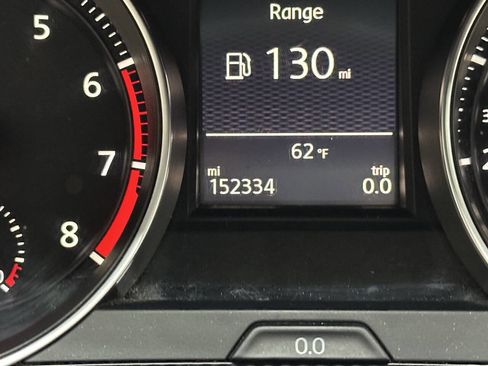 Used 2016 Volkswagen GTI SE image 24