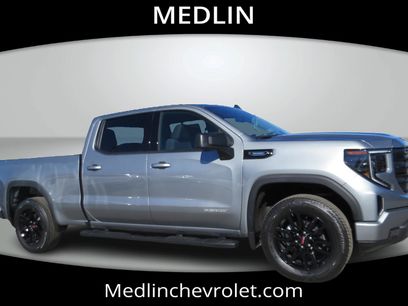 Used 2025 GMC Sierra 1500 Elevation w/ LPO, Elevation Black Package