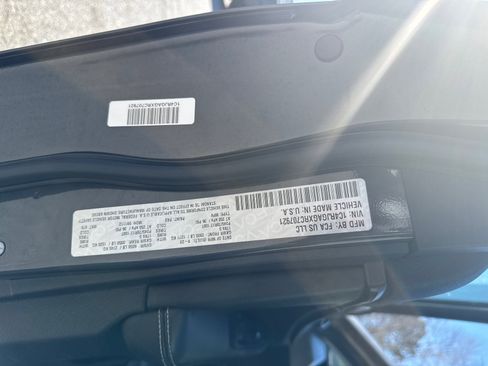 Used 2024 Jeep Grand Cherokee Laredo image 32