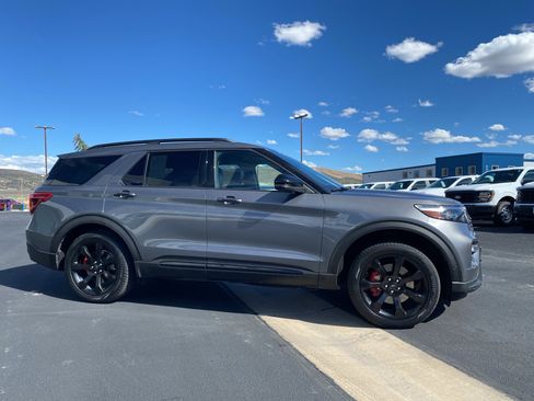 Used 2021 Ford Explorer ST w/ Equipment Group 401A AWD/4WD image 26