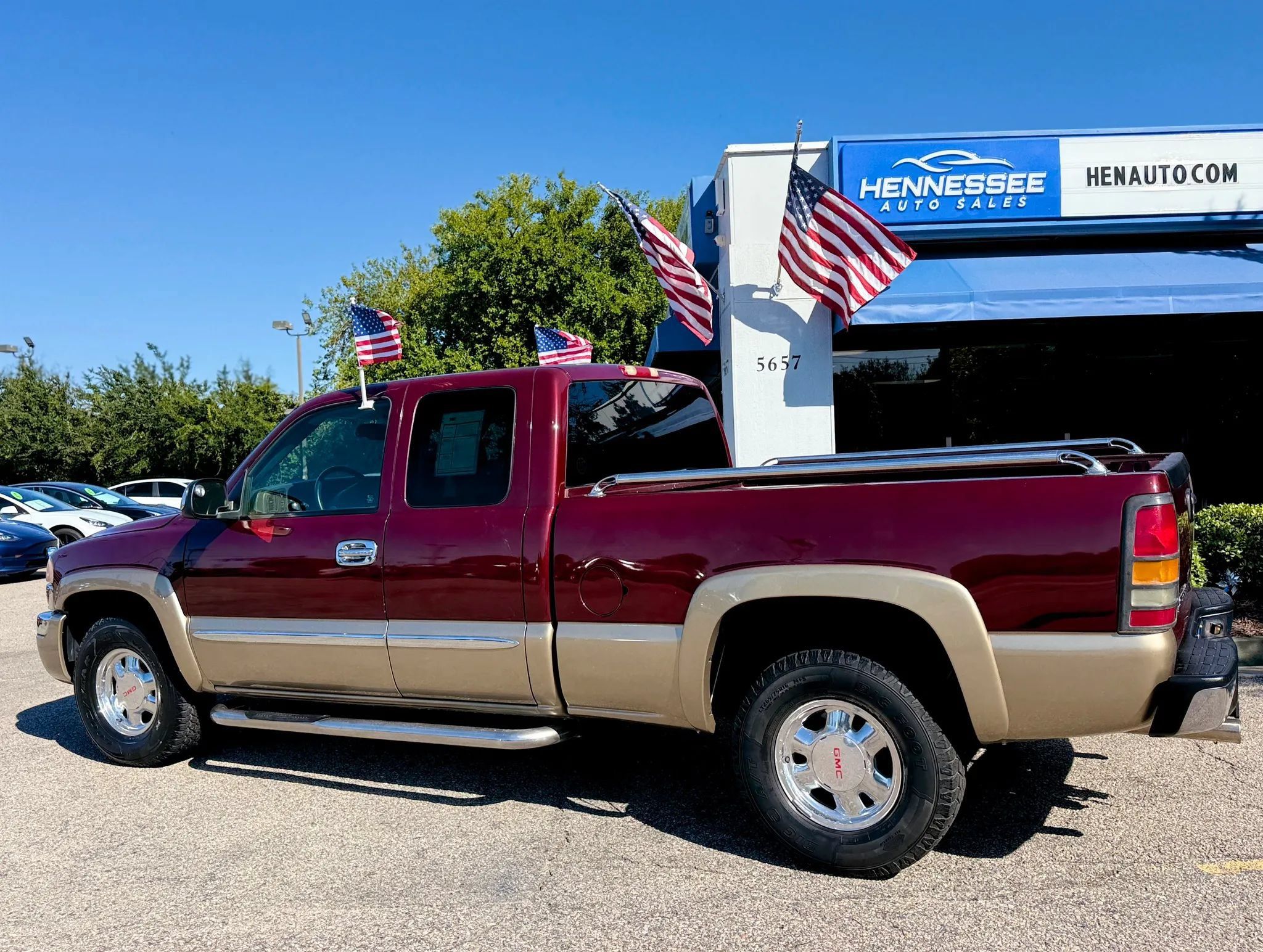 Used 2003 GMC Sierra 1500 SLE w/ Off-Road Package AWD/4WD image 6