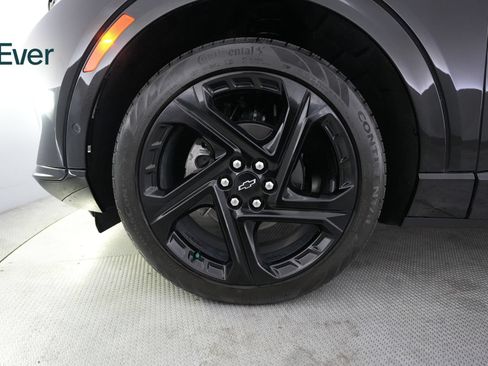 Used 2024 Chevrolet Equinox EV RS FWD image 19