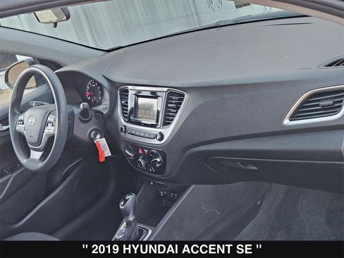 Used 2019 Hyundai Accent SE image 29