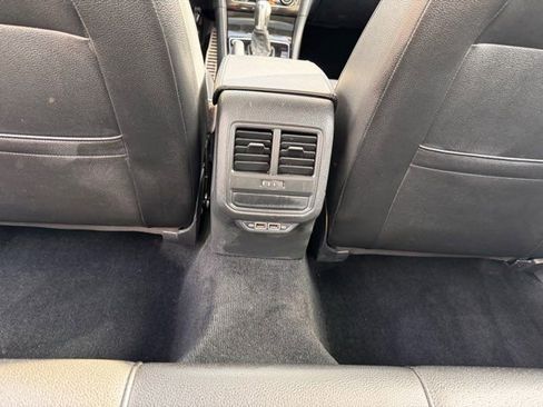 Used 2019 Volkswagen Passat 2.0T SE R-Line FWD image 26