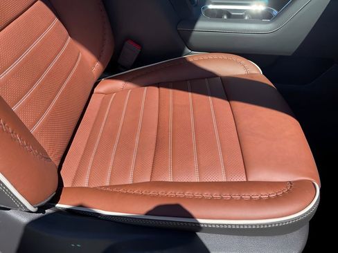 Certified 2025 GMC Sierra 2500 Denali Ultimate image 13