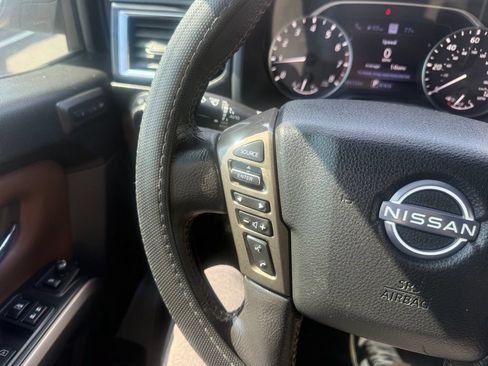 Used 2024 Nissan Titan Platinum Reserve w/ Moonroof Package RWD image 20