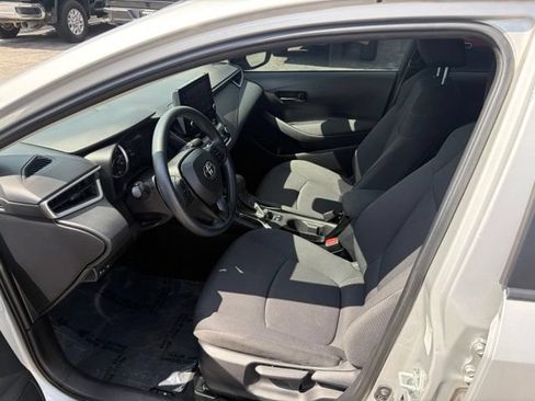 Used 2022 Toyota Corolla LE FWD image 14