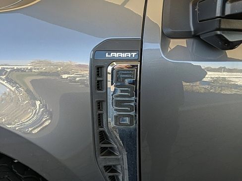 Used 2023 Ford F350 Lariat w/ Lariat Ultimate Package image 10