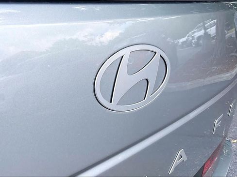 Used 2024 Hyundai Santa Fe SEL FWD image 9
