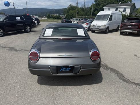 Used 2003 Ford Thunderbird RWD image 7