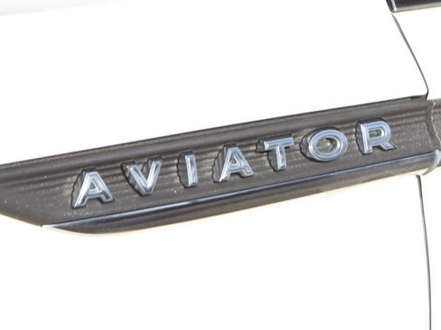 Used 2021 Lincoln Aviator Reserve w/ Equipment Group 201A RWD image 55