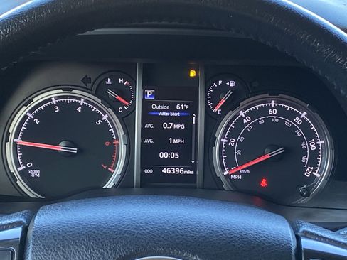 Certified 2024 Toyota 4Runner TRD Off-Road Premium image 22