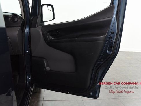 Used 2015 Chevrolet City Express LT w/ Technology Package image 13