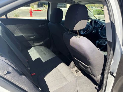 Used 2017 Chevrolet Sonic LT FWD image 11