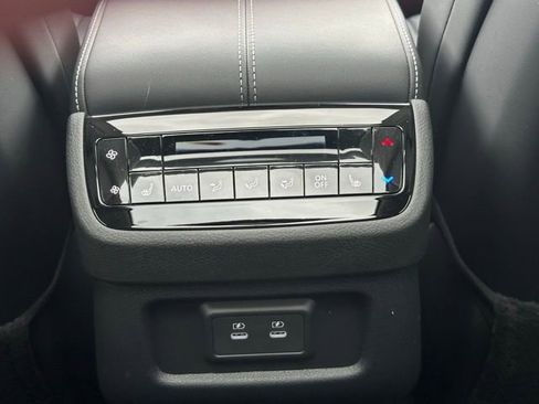 New 2026 INFINITI QX60 Luxe image 31