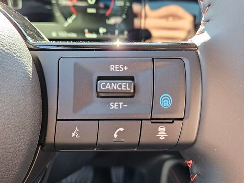New 2026 Nissan Kicks SR w/ Cold Weather Package FWD image 24