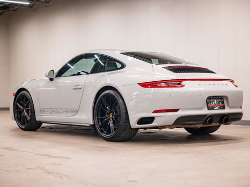 Used 2019 Porsche 911 Carrera 4 AWD/4WD image 30