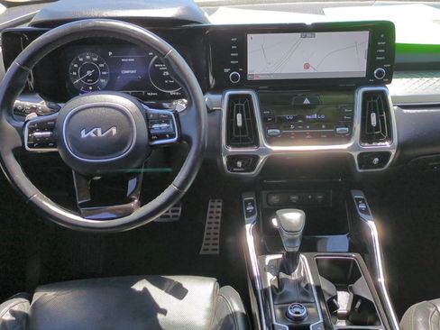 Used 2022 Kia Sorento SX FWD image 28