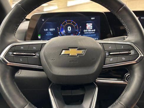 Used 2025 Chevrolet Equinox LT image 29