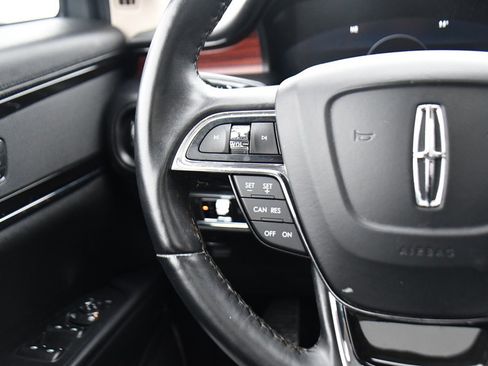 Used 2022 Lincoln Nautilus Reserve image 33