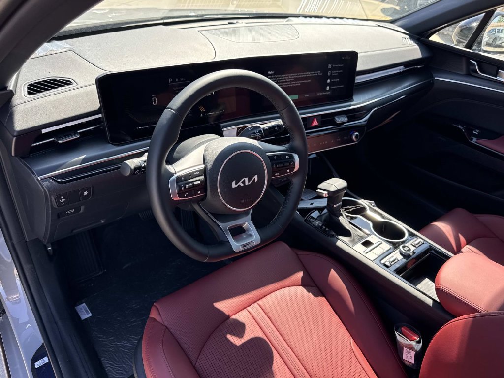 New 2027 Kia K5 GT-Line FWD image 18