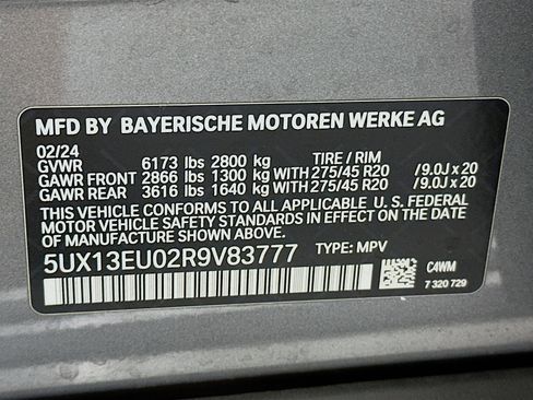 Used 2024 BMW X5 sDrive40i w/ Premium Package image 12