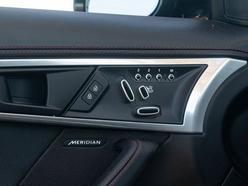 Used 2021 Jaguar F-TYPE Convertible image 24