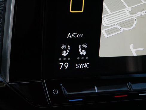 Certified 2024 Volkswagen Atlas Cross Sport SEL image 30