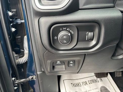 Used 2021 RAM 1500 Big Horn image 9