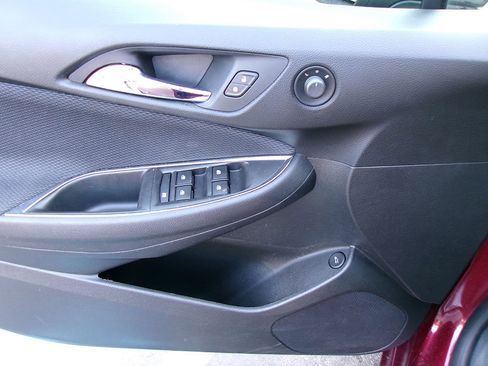 Used 2016 Chevrolet Cruze LT w/ Convenience Package image 14