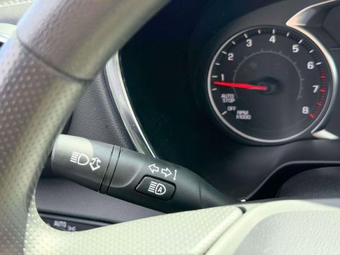 Used 2025 Chevrolet Blazer LT FWD image 26