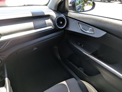 Certified 2024 Kia Forte LXS FWD image 16