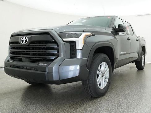 New 2026 Toyota Tundra SR5 AWD/4WD image 32