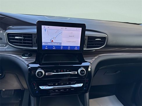 Used 2022 Ford Explorer Limited image 34