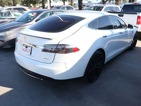 Used 2014 Tesla Model S P85 image 10