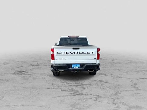 Used 2022 Chevrolet Silverado 1500 LT Trail Boss w/ Convenience Package II AWD/4WD image 6