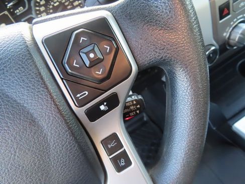 Used 2018 Toyota Tundra SR5 image 16