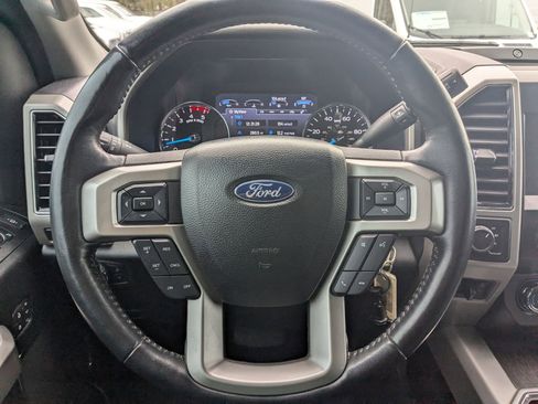 Used 2021 Ford F350 Lariat w/ Lariat Value Package image 18