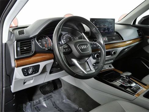 Used 2022 Audi Q5 2.0T Premium image 16