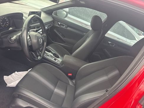 Used 2025 Honda Civic Sport image 7