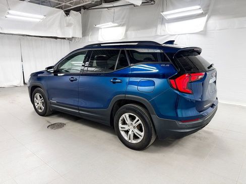 Used 2019 GMC Terrain SLE w/ Driver Convenience Package image 4