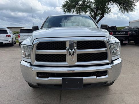 Used 2018 RAM 2500 SLT image 2