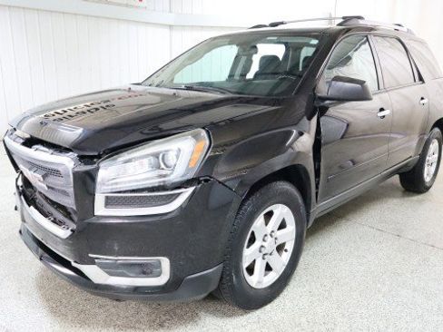 Used 2016 GMC Acadia SLE image 2
