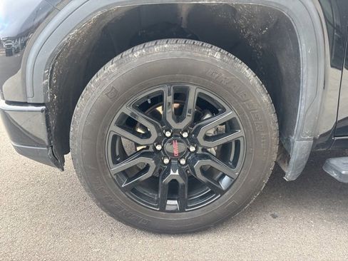 Used 2023 GMC Sierra 1500 Elevation w/ LPO, Elevation Black Package image 4