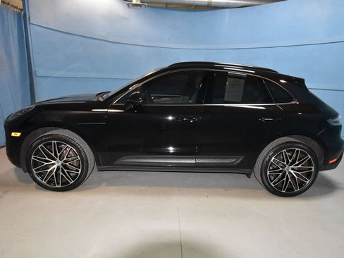 Used 2023 Porsche Macan Turbo AWD/4WD image 2