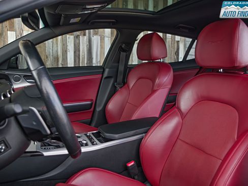 Used 2020 Kia Stinger GT1 image 13