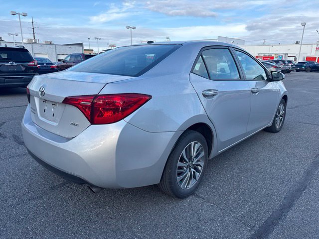 Used 2019 Toyota Corolla XLE FWD image 5