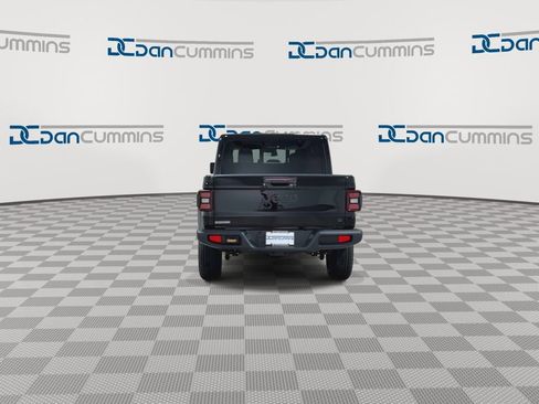 New 2026 Jeep Gladiator Sport AWD/4WD image 7