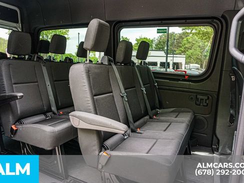 Used 2024 Mercedes-Benz Sprinter 2500 image 25