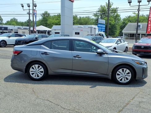 Used 2024 Nissan Sentra S FWD image 4